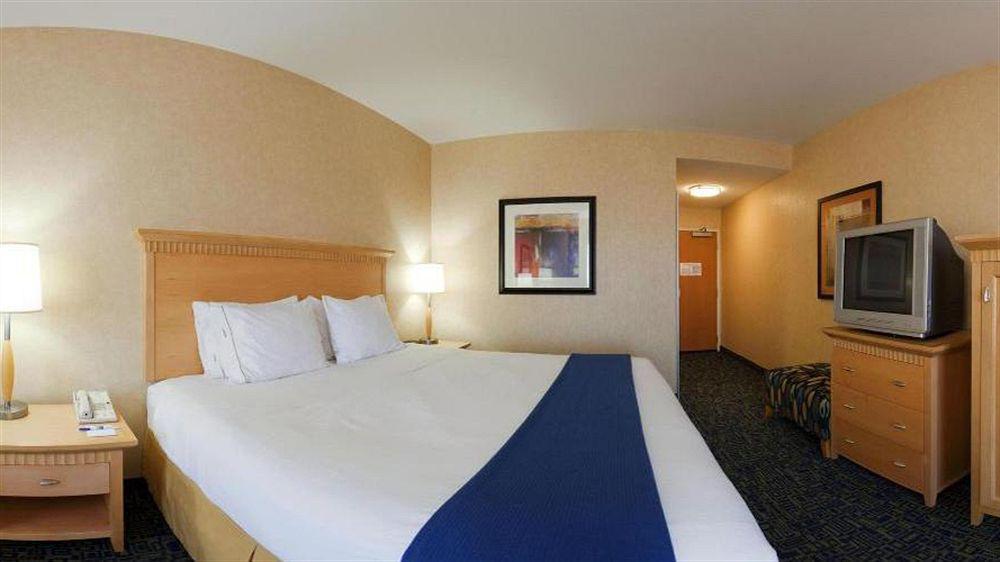 Holiday Inn Express Hotel & Suites Sacramento Airport Natomas, An Ihg Hotel Buitenkant foto