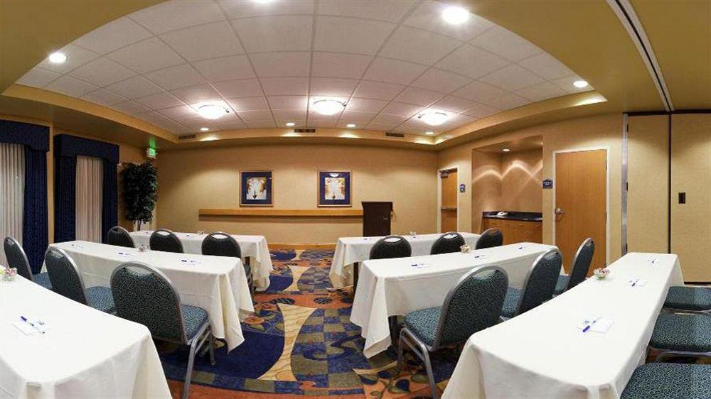 Holiday Inn Express Hotel & Suites Sacramento Airport Natomas, An Ihg Hotel Buitenkant foto