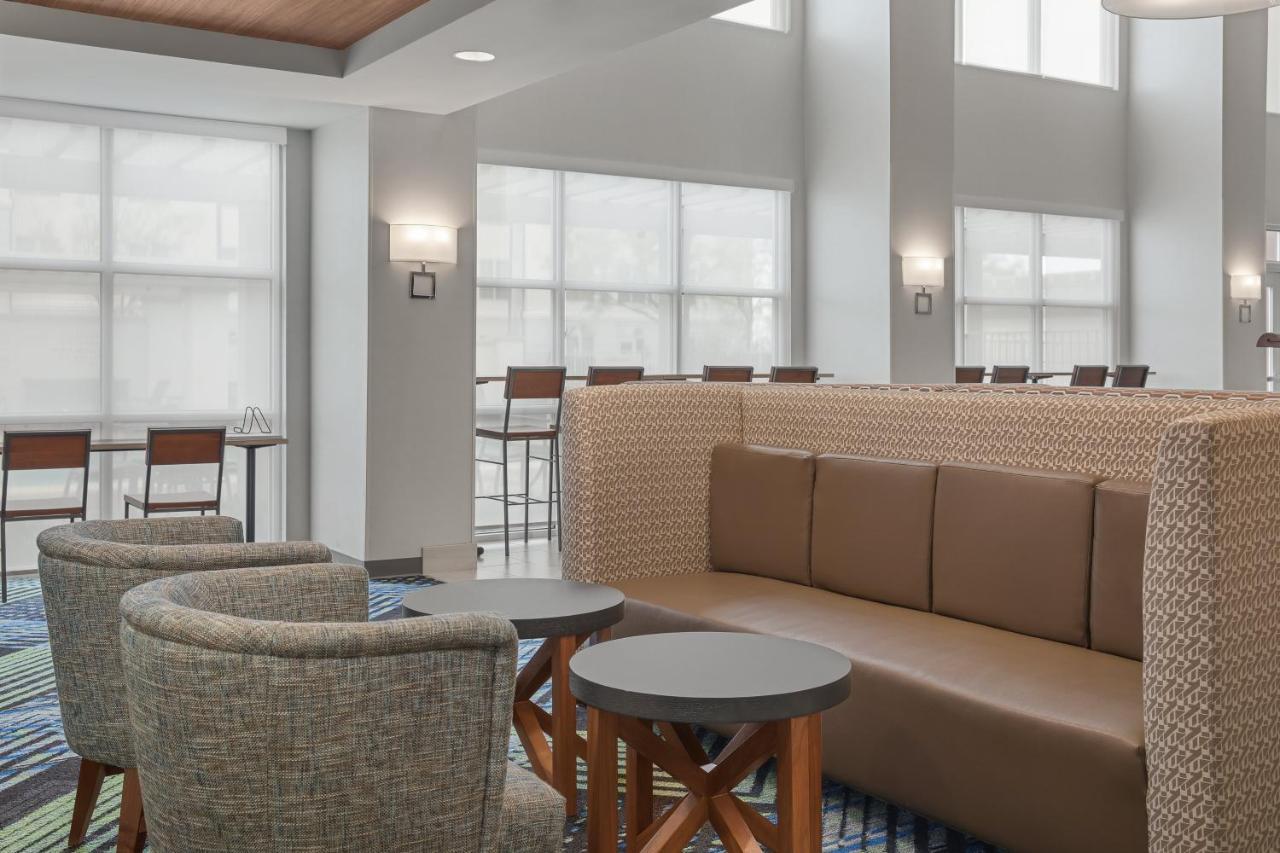 Holiday Inn Express Hotel & Suites Sacramento Airport Natomas, An Ihg Hotel Buitenkant foto