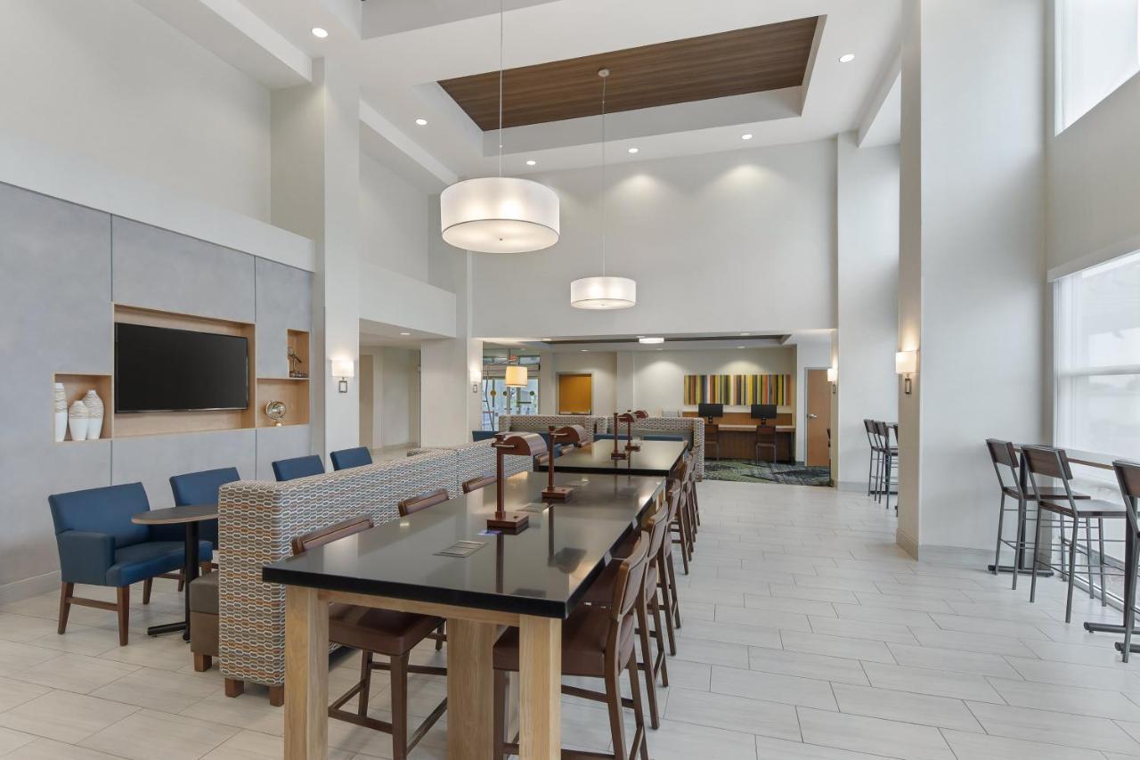 Holiday Inn Express Hotel & Suites Sacramento Airport Natomas, An Ihg Hotel Buitenkant foto