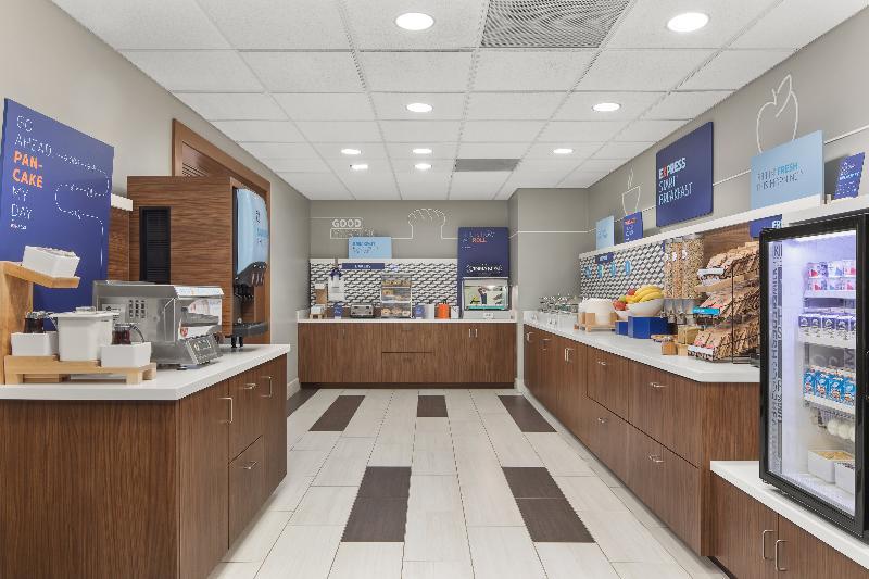 Holiday Inn Express Hotel & Suites Sacramento Airport Natomas, An Ihg Hotel Buitenkant foto